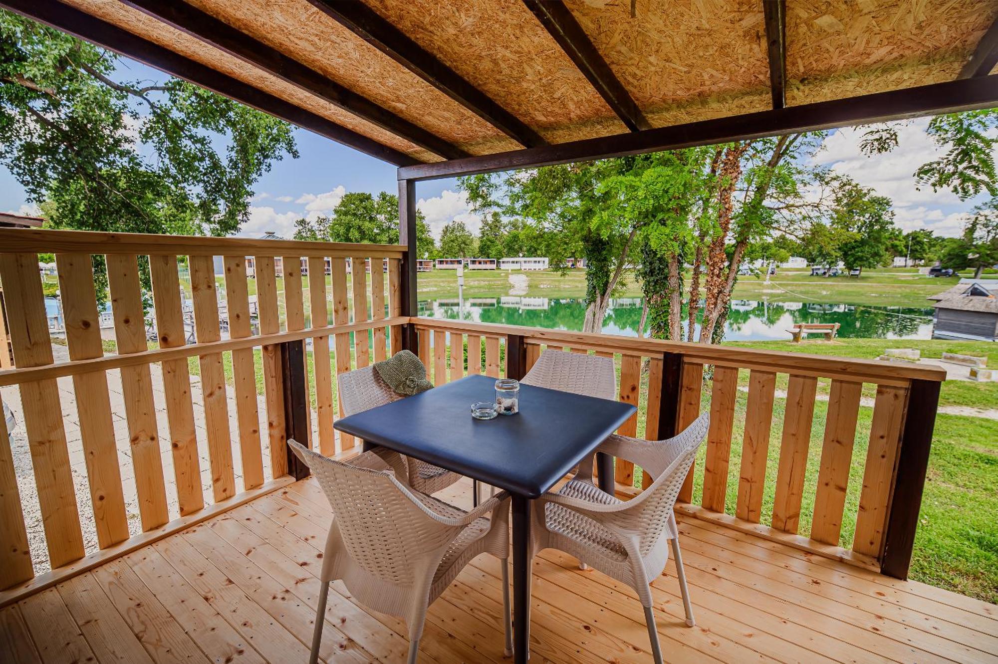 Lake View Mobile Homes With Thermal Riviera Tickets In Terme Catez 카테즈 옵 사비 외부 사진