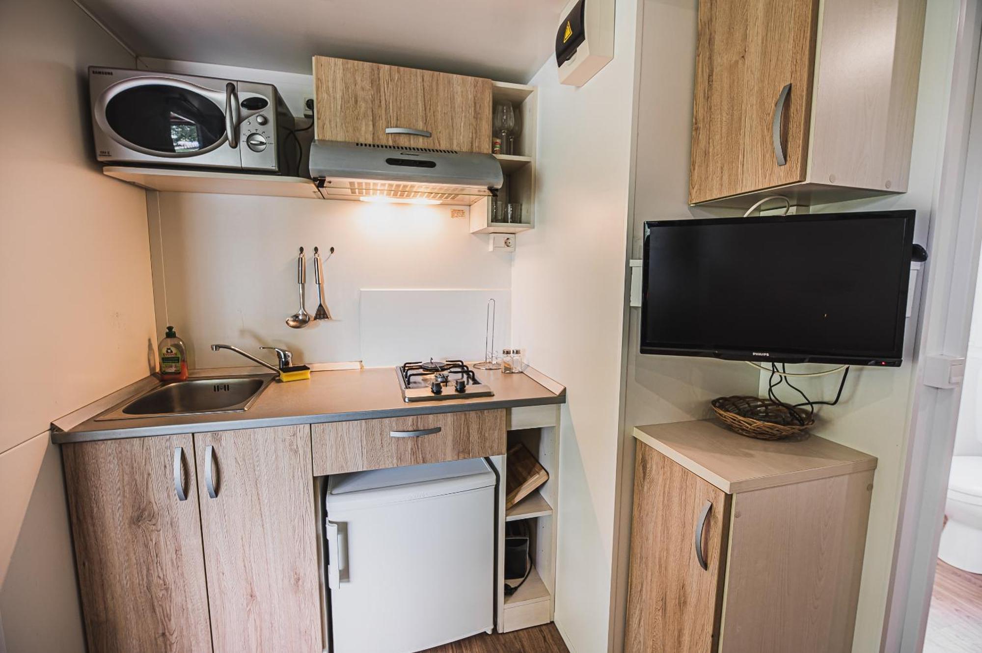 Lake View Mobile Homes With Thermal Riviera Tickets In Terme Catez 카테즈 옵 사비 객실 사진