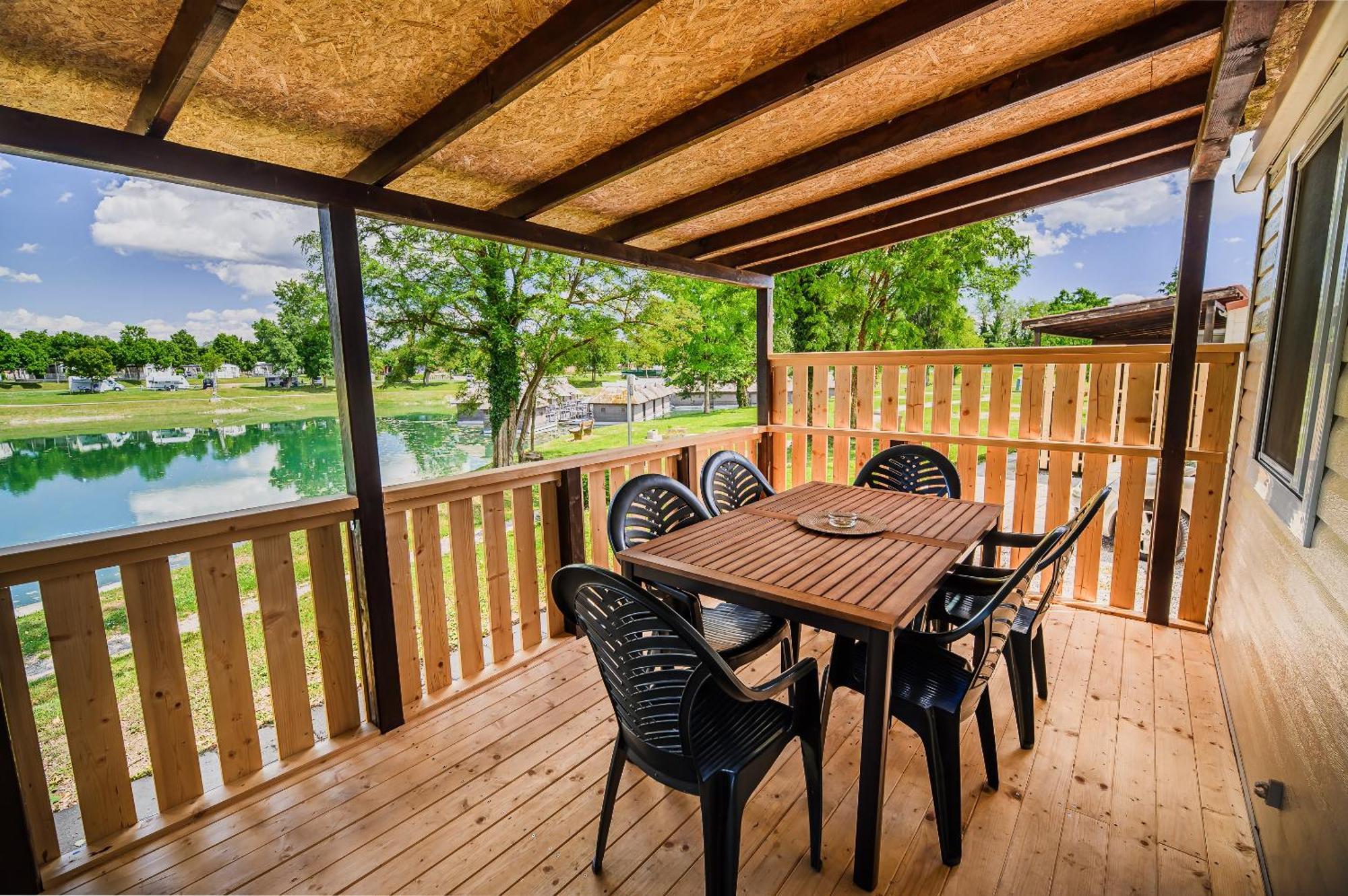 Lake View Mobile Homes With Thermal Riviera Tickets In Terme Catez 카테즈 옵 사비 객실 사진