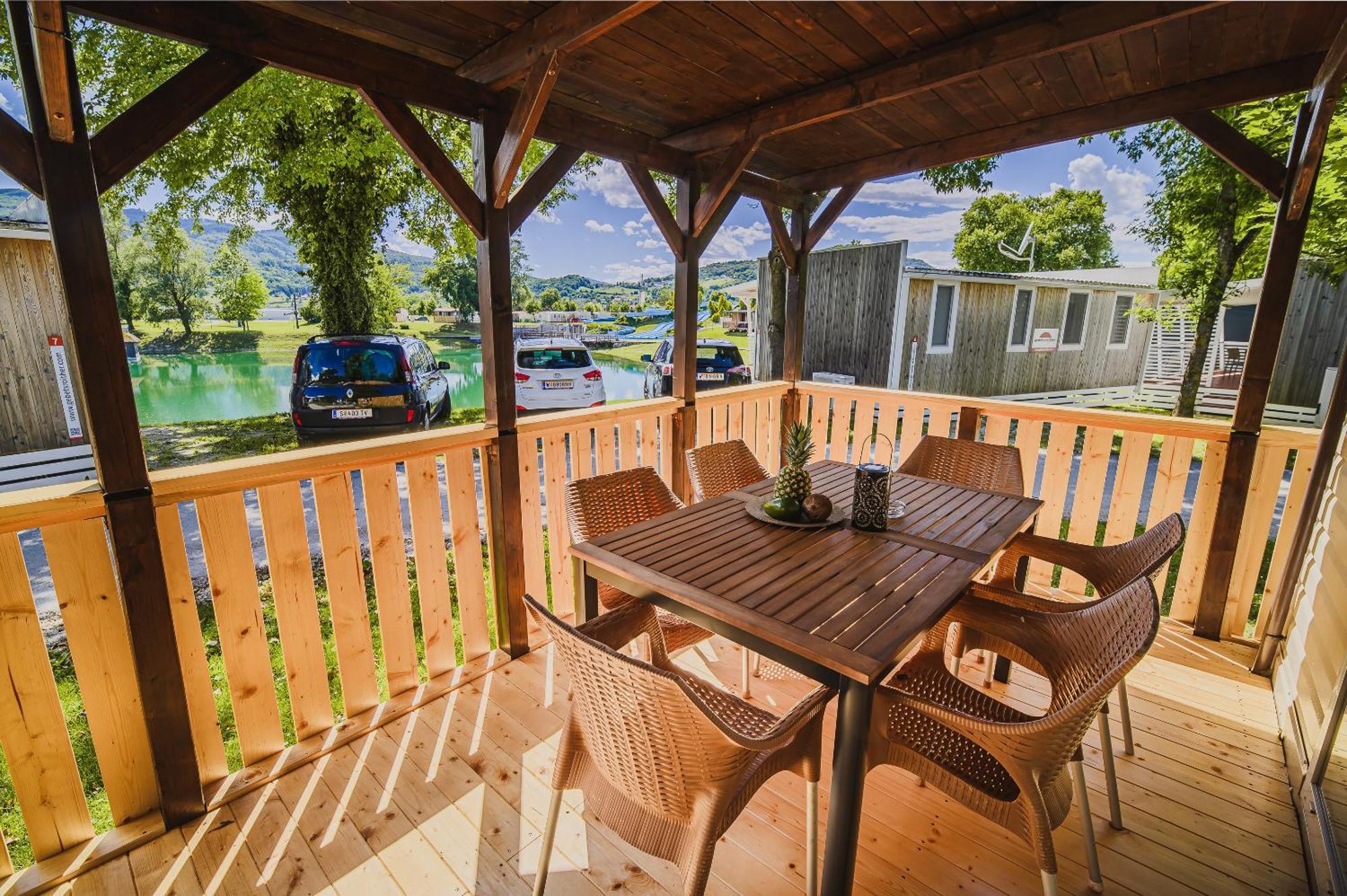 Lake View Mobile Homes With Thermal Riviera Tickets In Terme Catez 카테즈 옵 사비 객실 사진